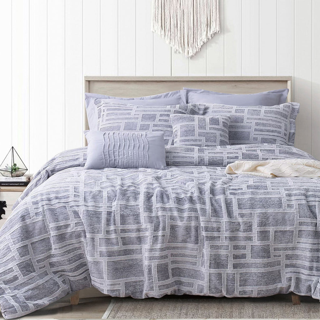 HIG 7-Piece Gray Chenille Jacquard Comforter Set, Leaf Bed in a Bag Bedding Set, Queen/King Size