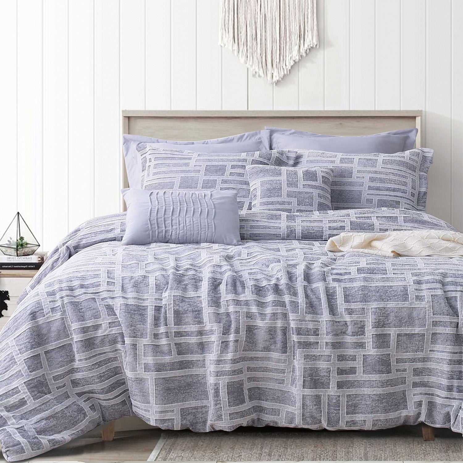 HIG 7-Piece Gray Chenille Jacquard Comforter Set, Leaf Bed in a Bag Bedding Set, Queen/King Size