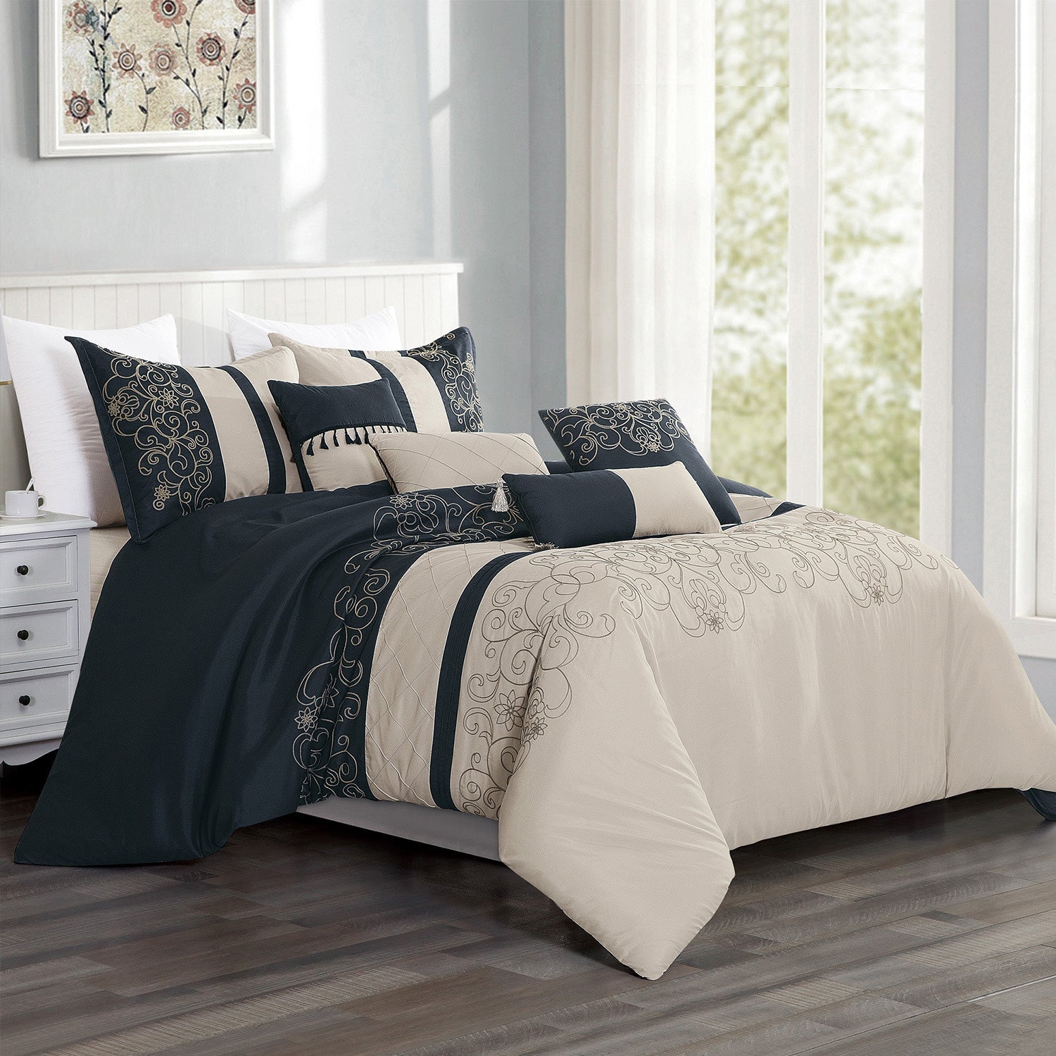 7 Piece Luxurious Floral Embroidered Black Comforters Bed in a Bag Queen King Bedding Set