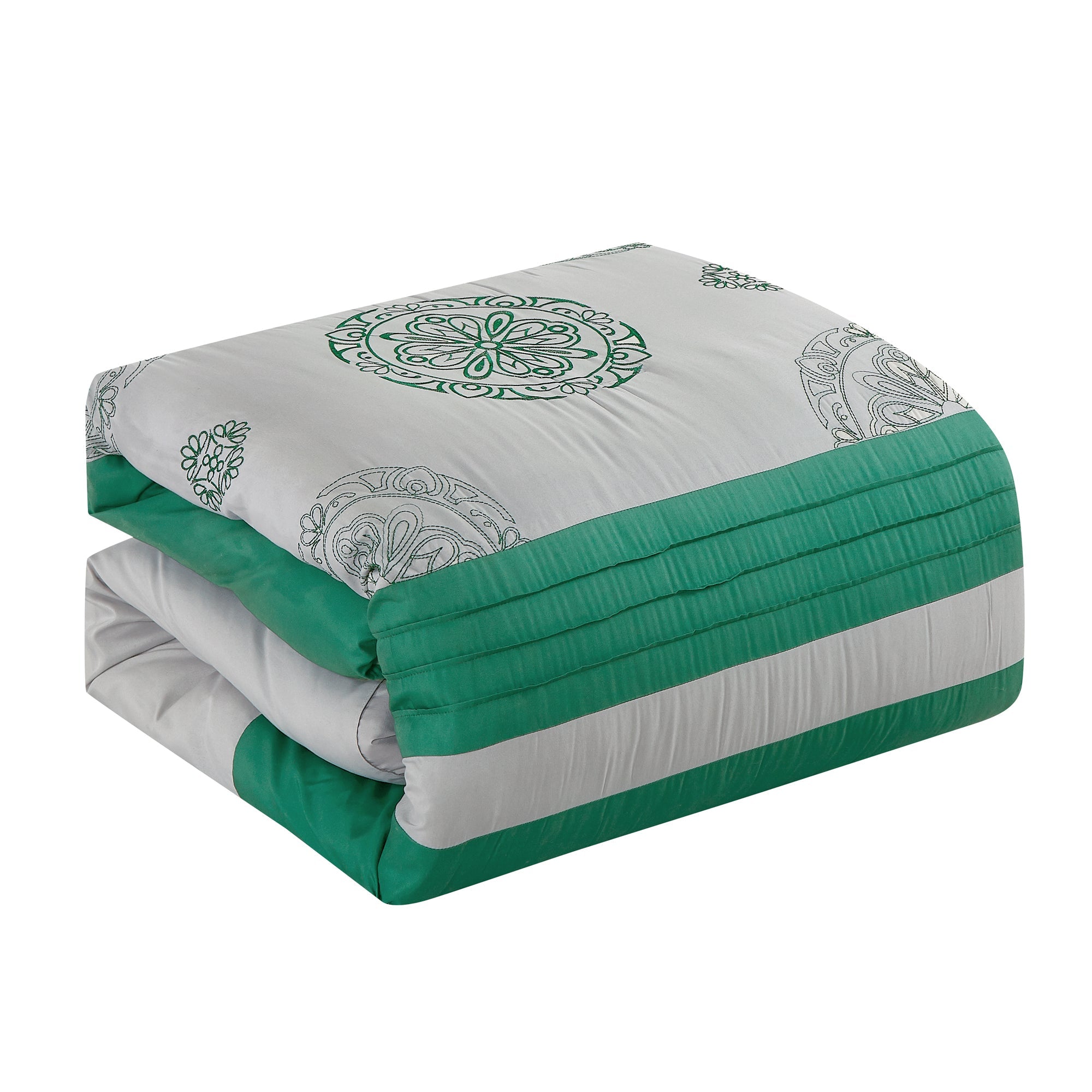 7 Piece Green and Beige Color Embroidered Bed in Bag Comforter Set Q/K Size