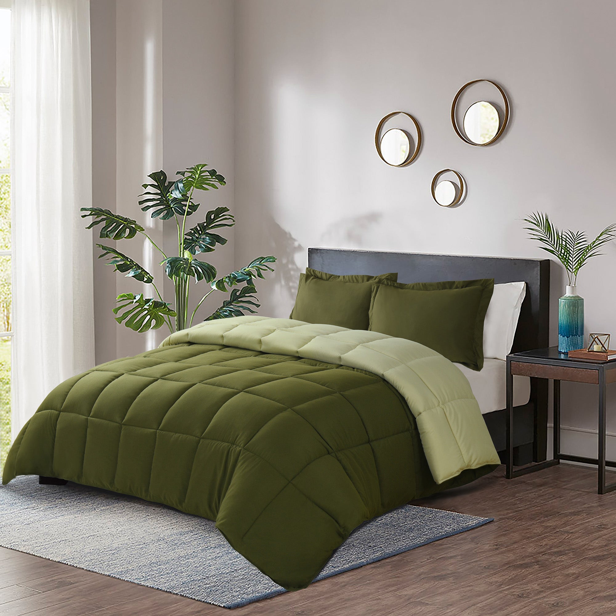 All Season Lightweight Down Alternative Comforter Set