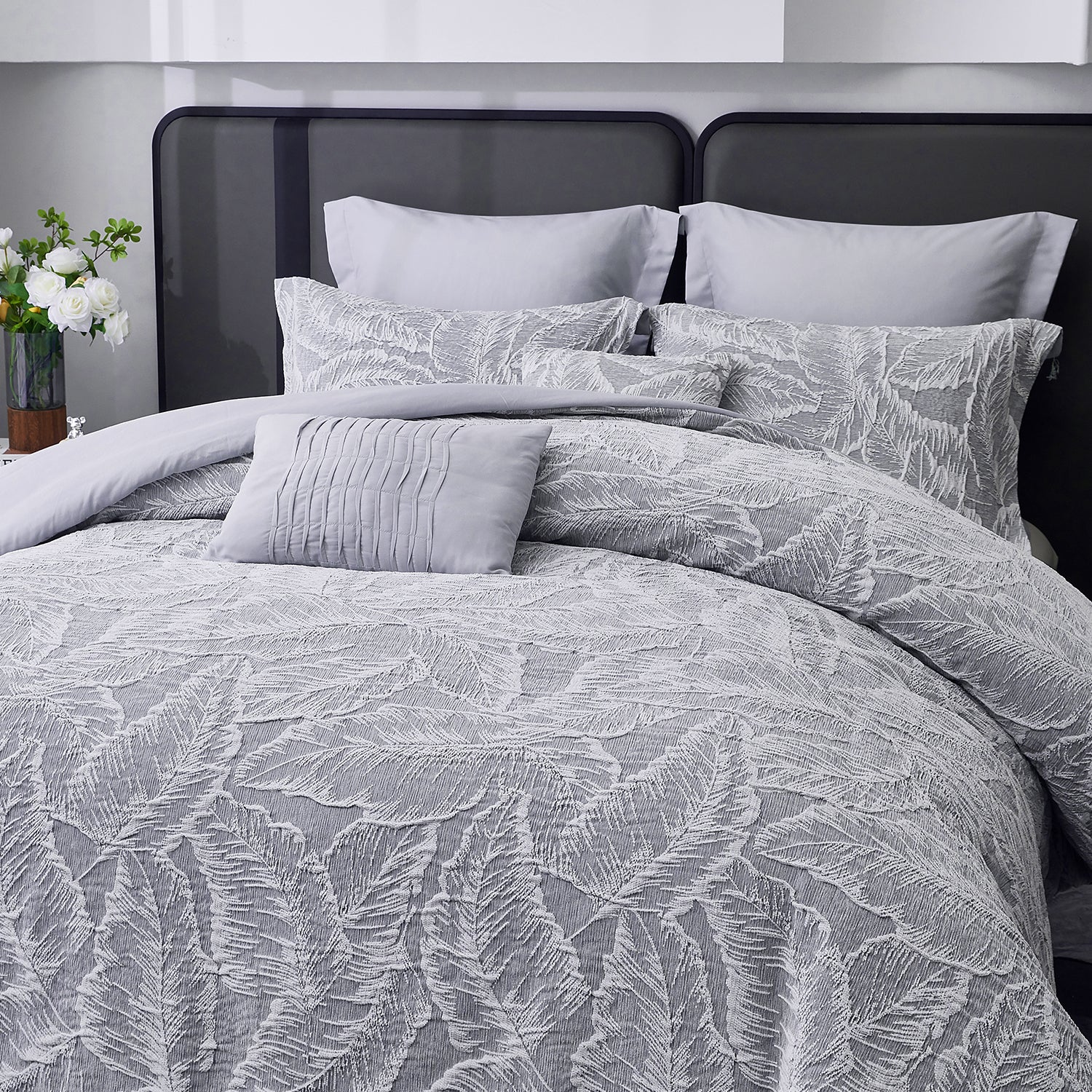 HIG 7-Piece Gray Chenille Jacquard Comforter Set, Leaf Bed in a Bag Bedding Set, Queen/King Size