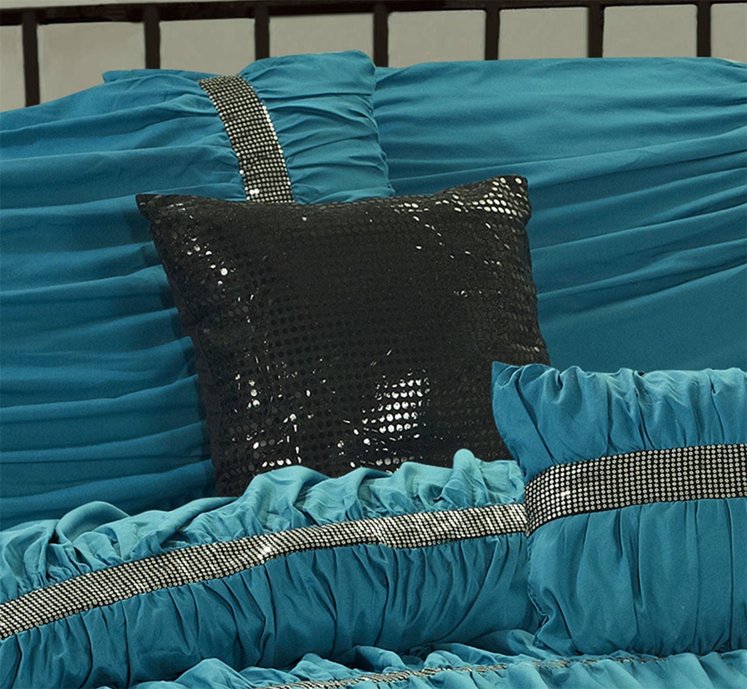 7 Piece Microfiber Ruffles Sequins Embroidery Bed In A Bag Comforter Set-Claraita