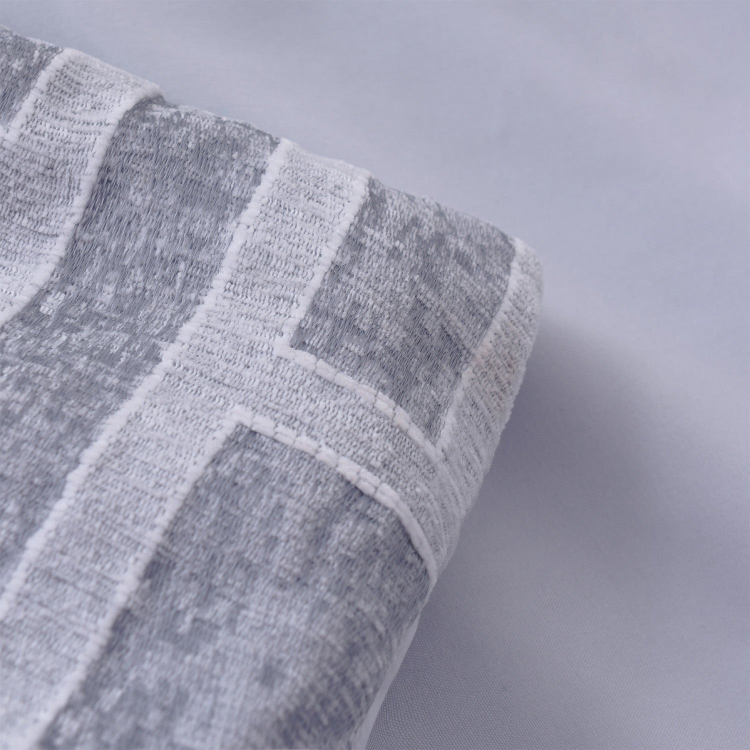 HIG 7-Piece Gray Chenille Jacquard Comforter Set, Leaf Bed in a Bag Bedding Set, Queen/King Size