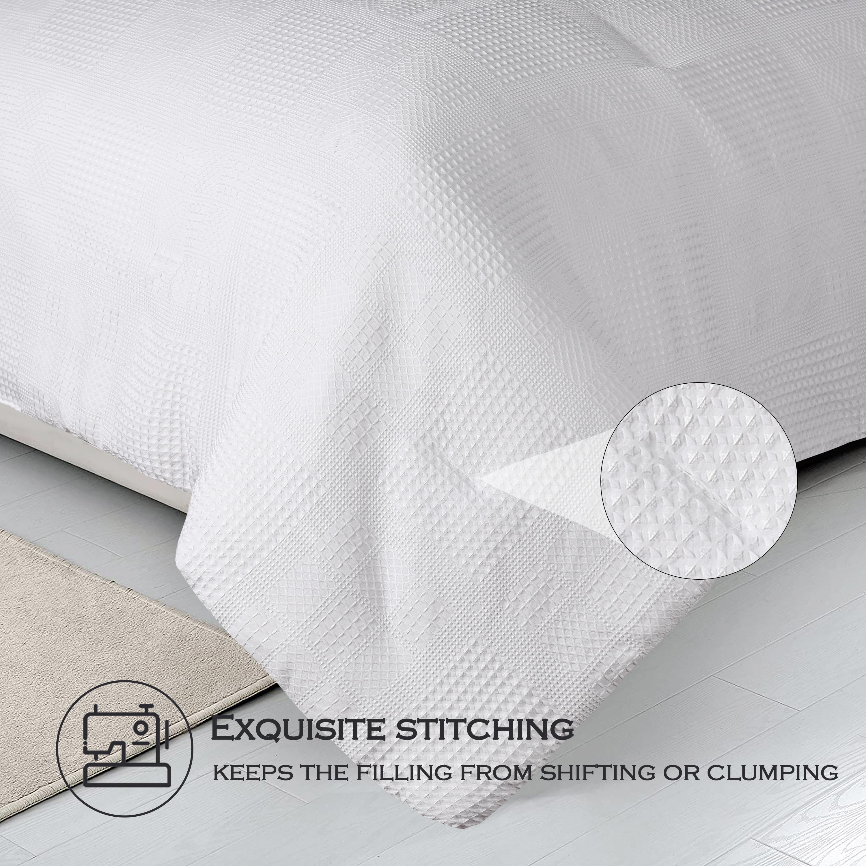3 Pieces Textured Waffle Weave Comforter Set with Geometric Jacquard Pattern (Borya)