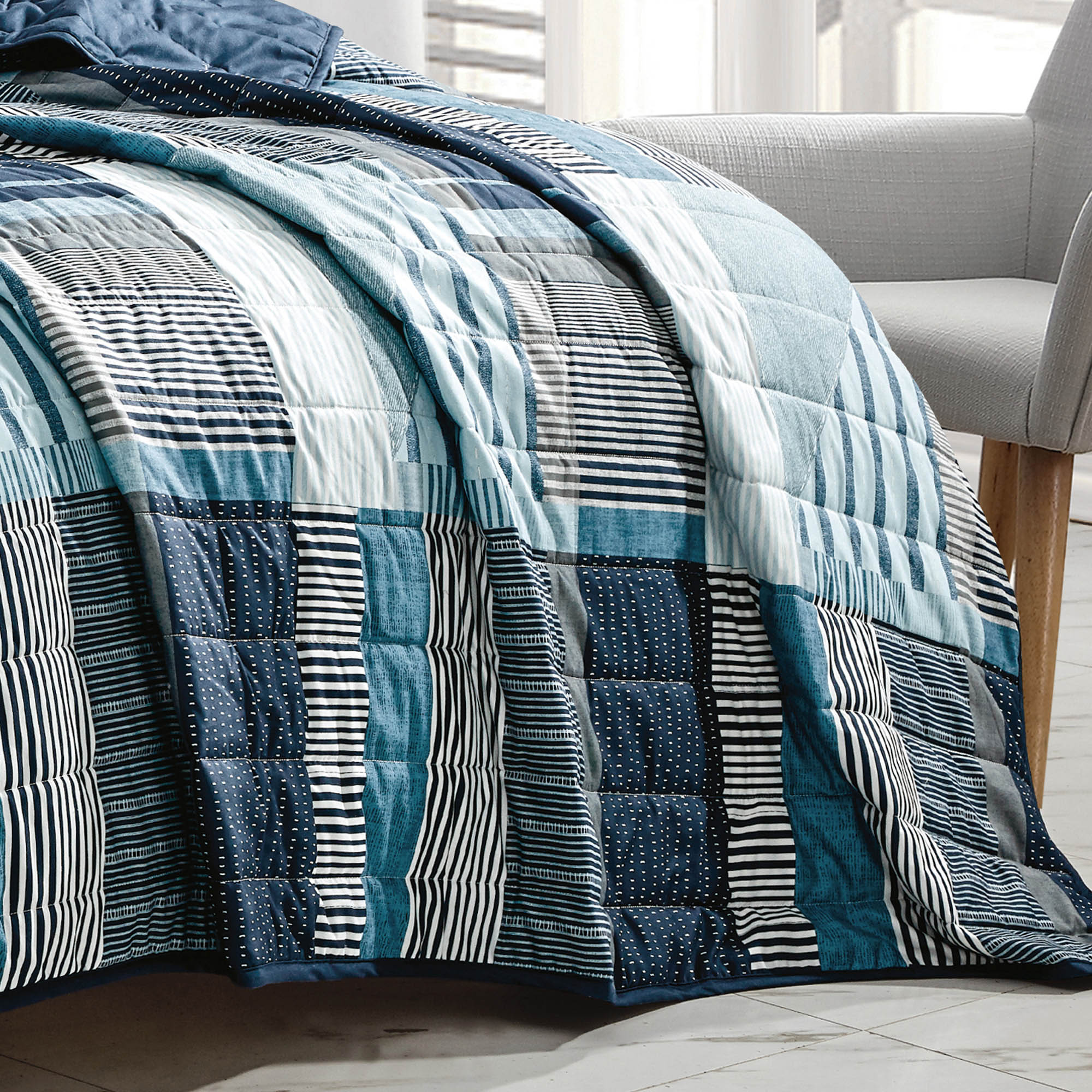 HIG 3 Piece Stripe Splicing Print Bedspread Set King & Queen Size for Bedroom