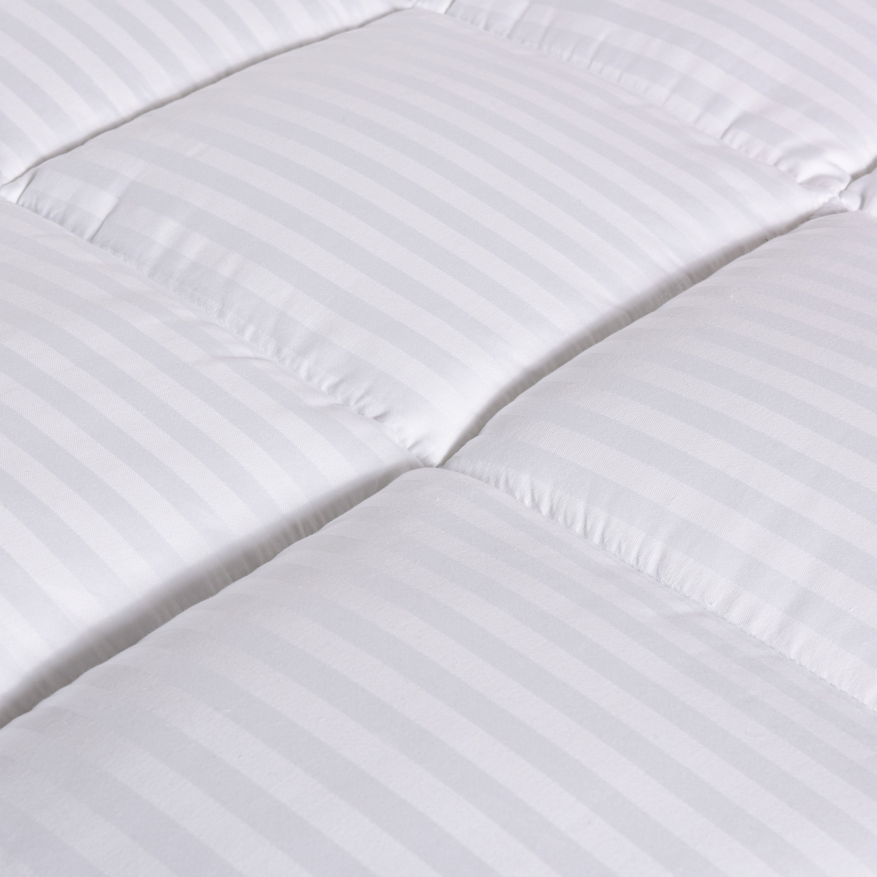 HIG Breathable Cotton Mattress Pad King Size, Fluffy Fitted Mattress Cover Protector with 8-21" Deep Pocket, Thick Quilted Pillow Top Mattress Topper for Back Pain, White