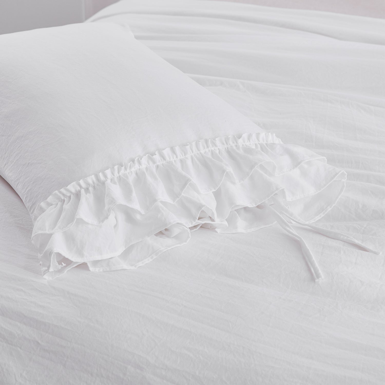 HIG 8 Piece Rustic Ruffle Comforter Set with 2 Layer of Handmade Ruffled Frindge Bed-in-A-Bag