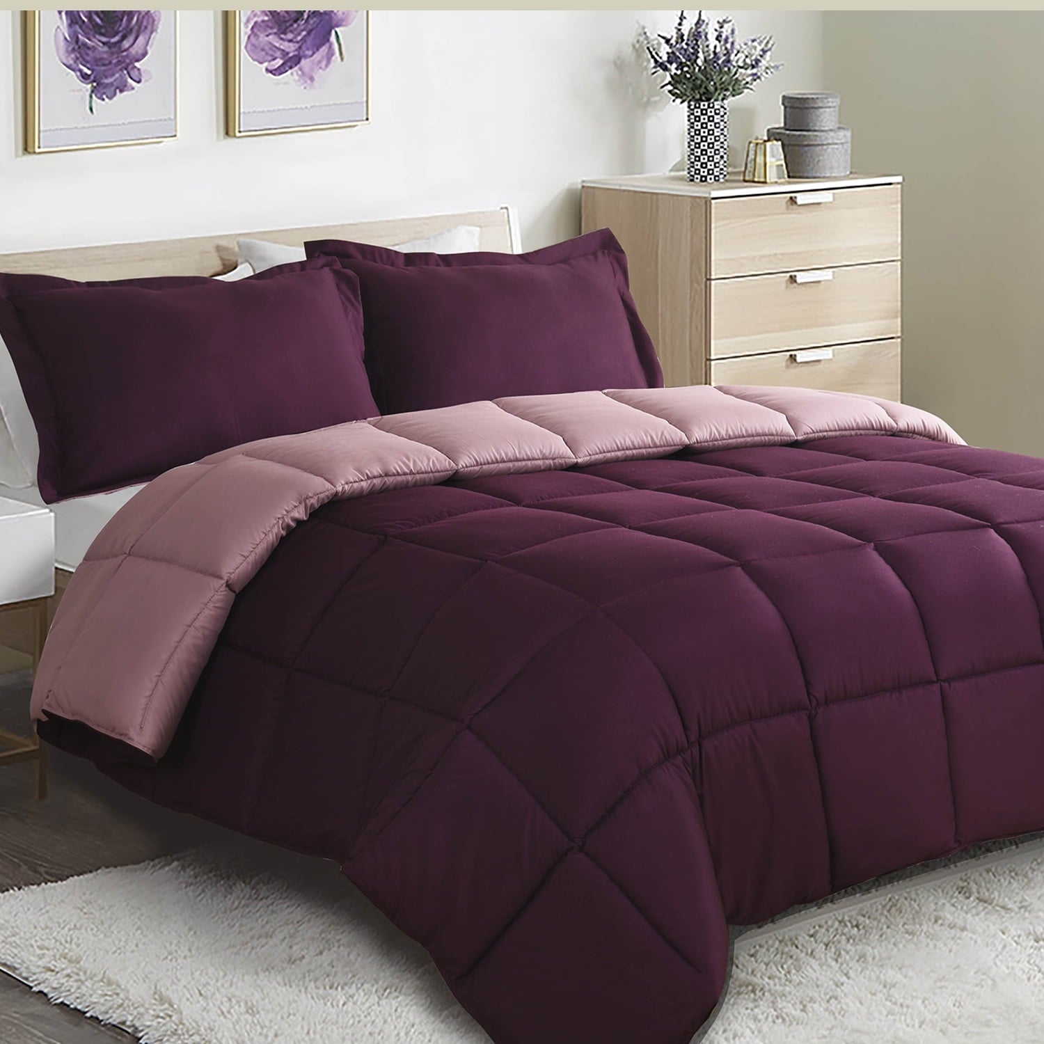 HIG Light Weight Down Alternative Comforter Set