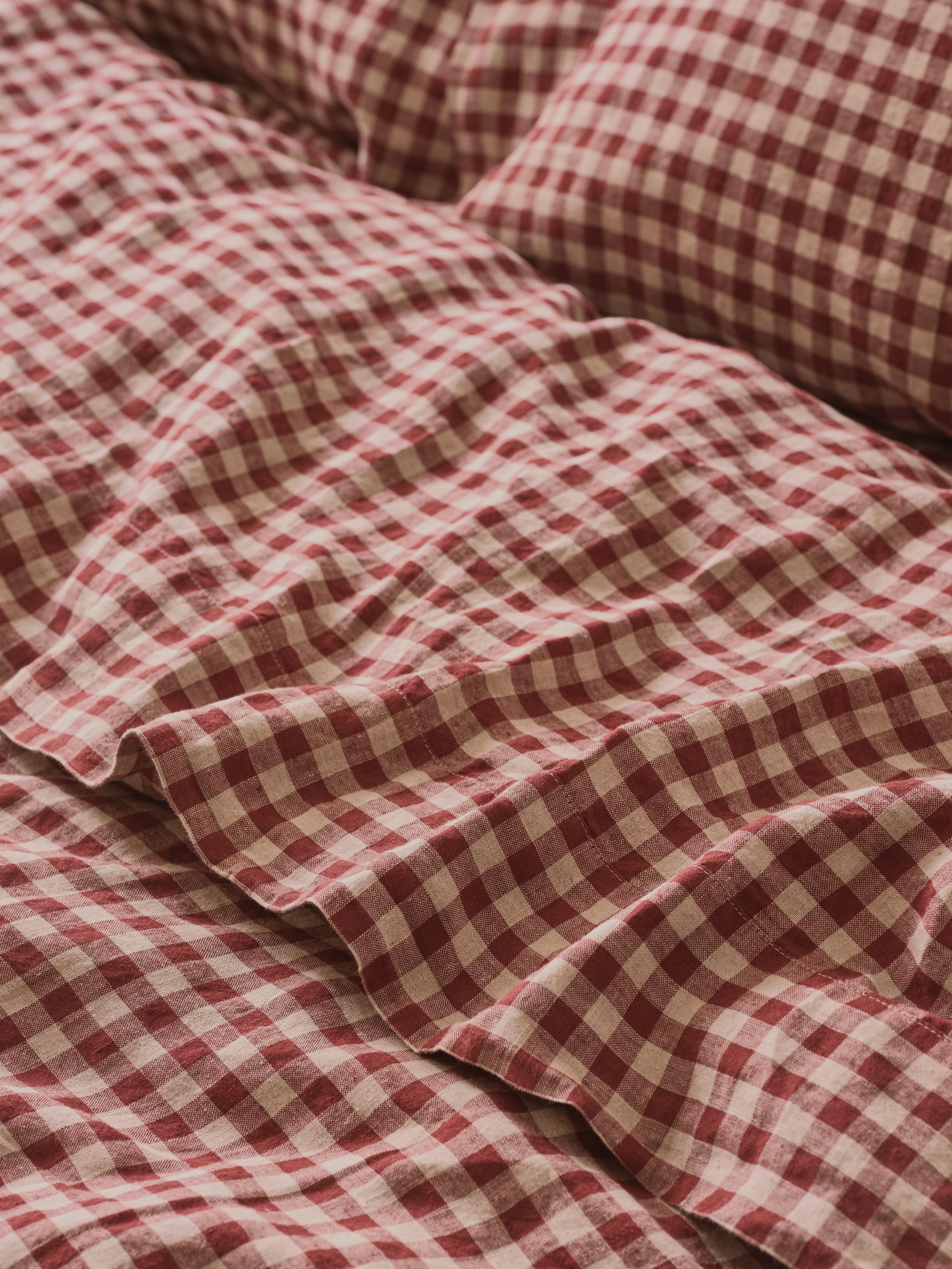 Rhubarb Gingham 100% Linen Flat Sheet