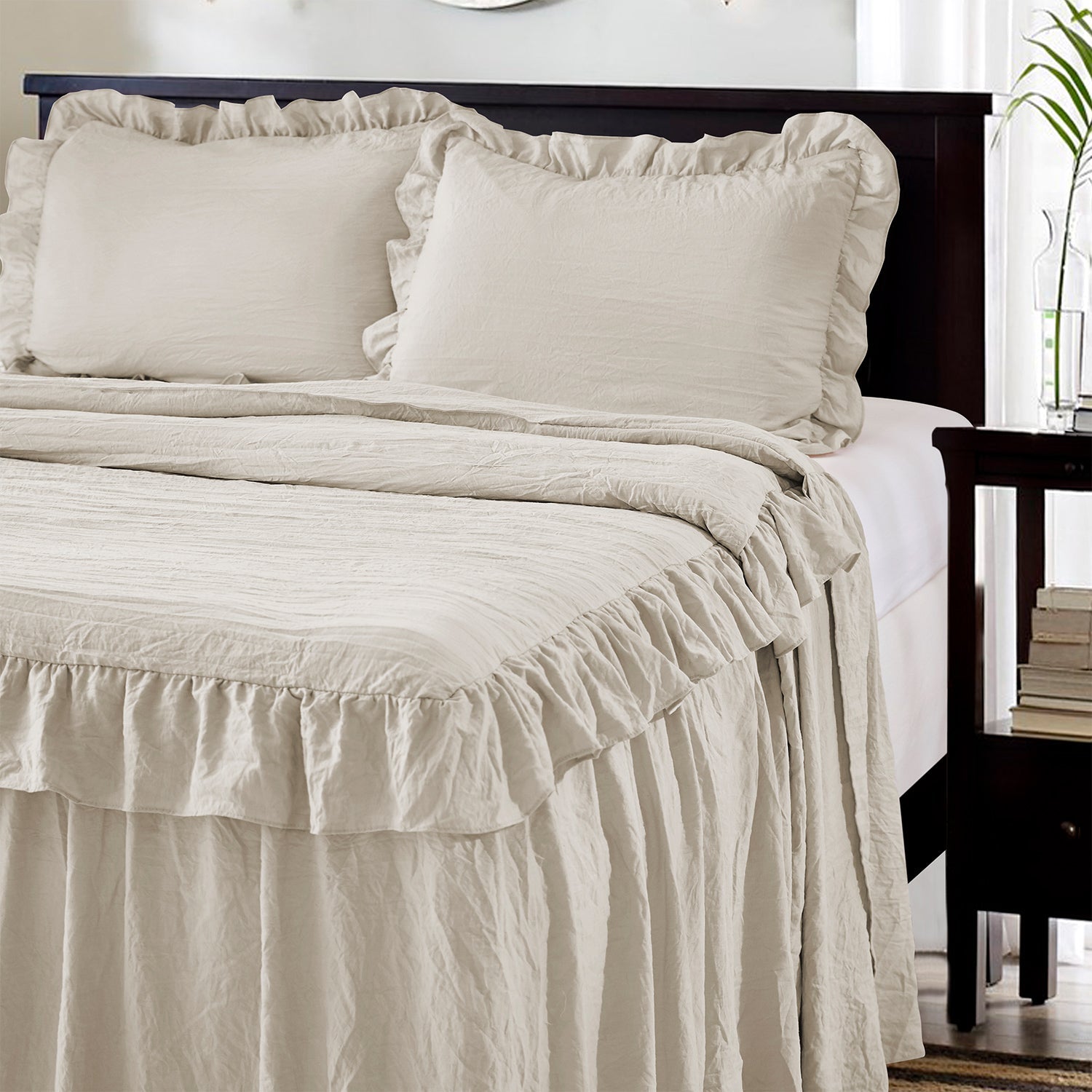 Ruffle Skirt Bedspread One Layer Design Chic Style Bedding Set